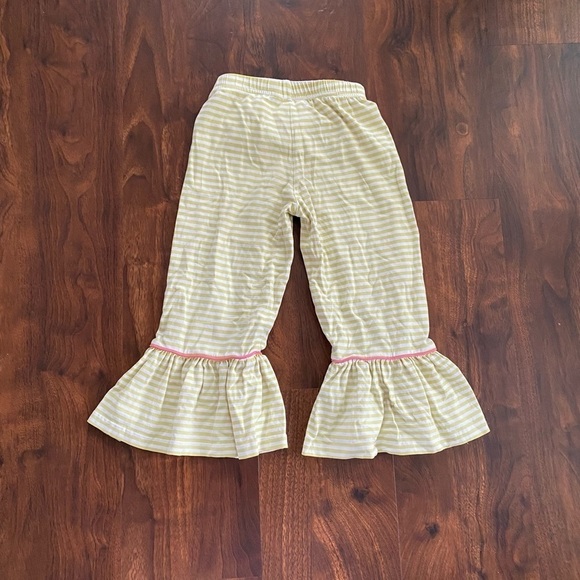 Matilda Jane Ruffles Library Book Big Ruffles - Picture 5 of 5